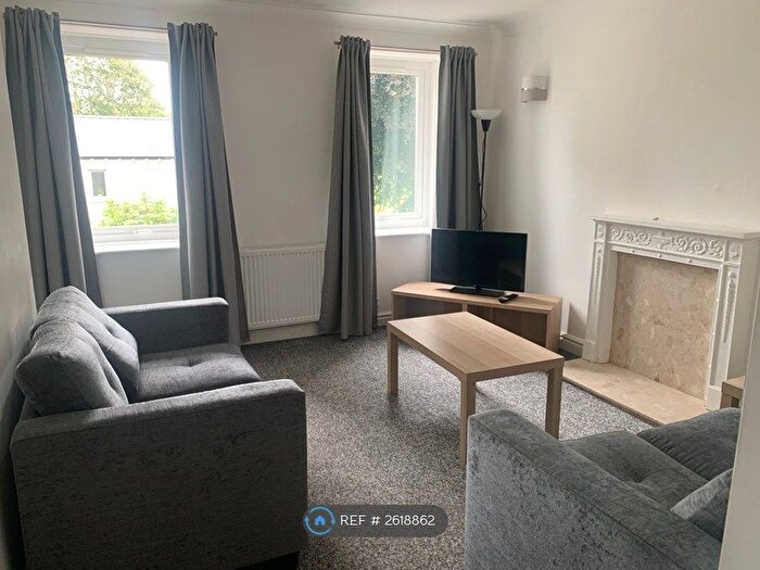 2 Bedroom Flat To Rent In Thornhill, Boston Spa, Wetherby, LS23