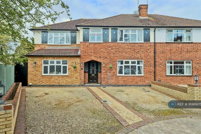 5 Bedroom Semi-Detached House To Rent In Raleigh Close, Pinner, HA5