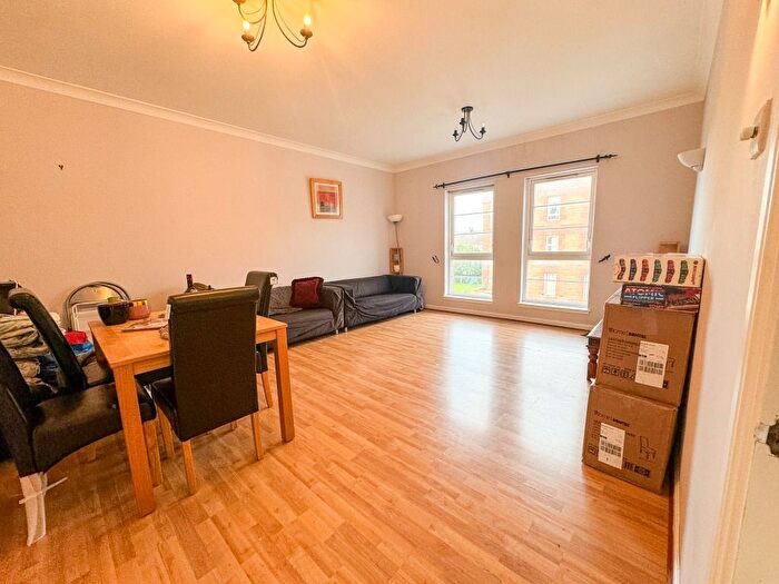 2 Bedroom Flat To Rent In Gorgie Road, Gorgie, Edinburgh, EH11