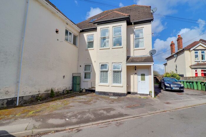 1 Bedroom Ground Maisonette For Sale In West Road, Woolston, SO19
