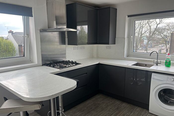 3 Bedroom Flat To Rent In Fountain Walk, DA11