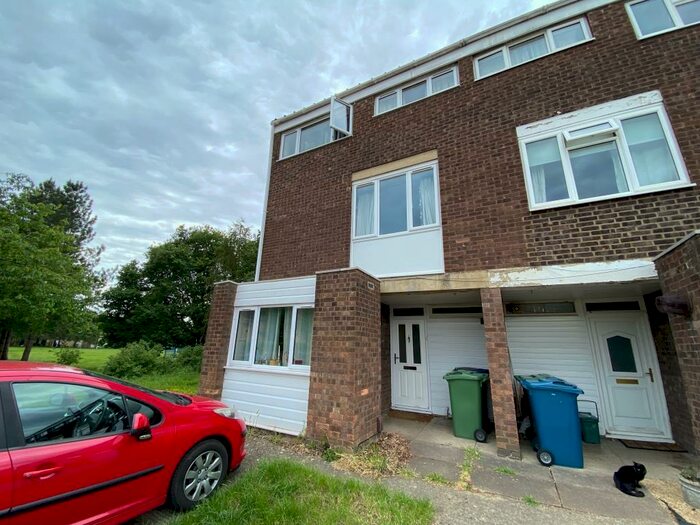 5 Bedroom Semi-Detached House To Rent In Nuffield Road, Headington, Hmo Ready Sharers, OX3