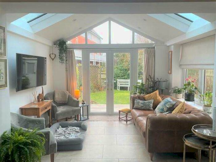 4 Bedroom House To Rent In Simmonds Crescent, Lower Earley, Reading, RG6