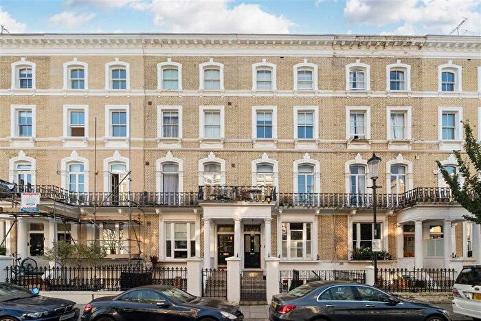 1 Bedroom Flat To Rent In Cathcart Road, London, SW10