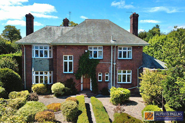 4 Bedroom Detached House For Sale In Belle Vue Drive, Ashbrooke, SR2