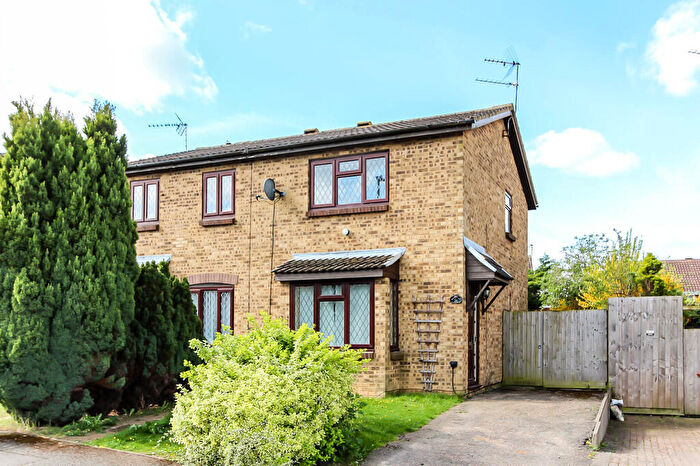 2 Bedroom Semi-Detached House To Rent In Weldon Close, Wellingborough, NN8