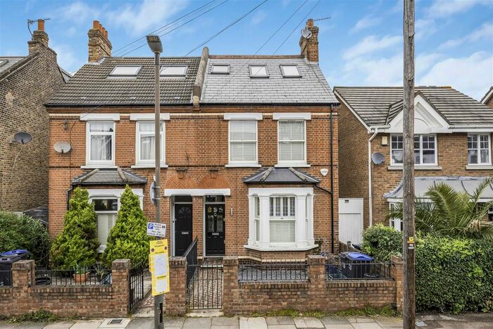 4 Bedroom Property To Rent In South Park Road, London, SW19