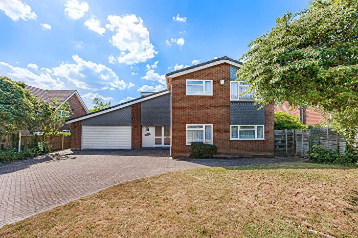 5 Bedroom Detached House For Sale In Ridge Way, High Wycombe, HP13
