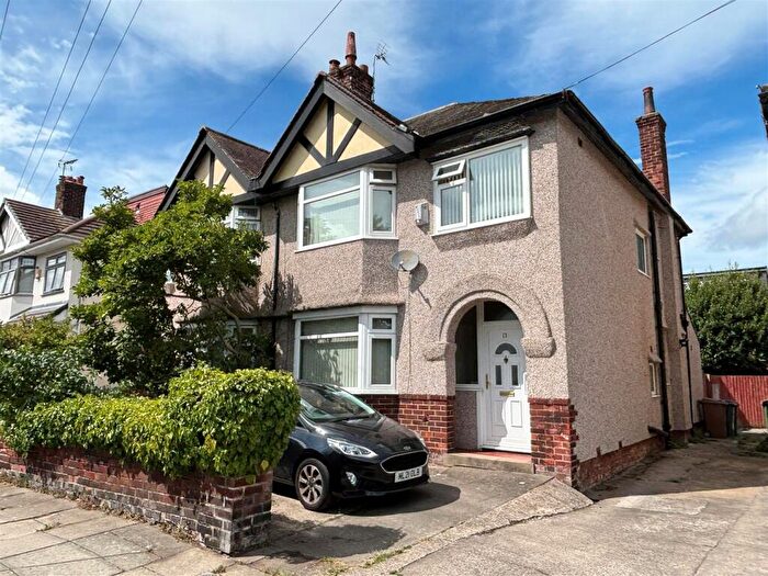 3 Bedroom Semi-Detached House For Sale In Prospect Vale, Wallasey, CH45