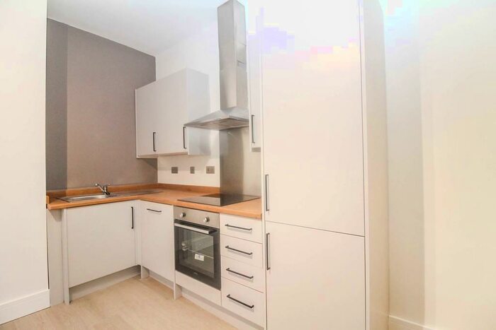 3 Bedroom Terraced House To Rent In Arthington Grove, Leeds, LS10