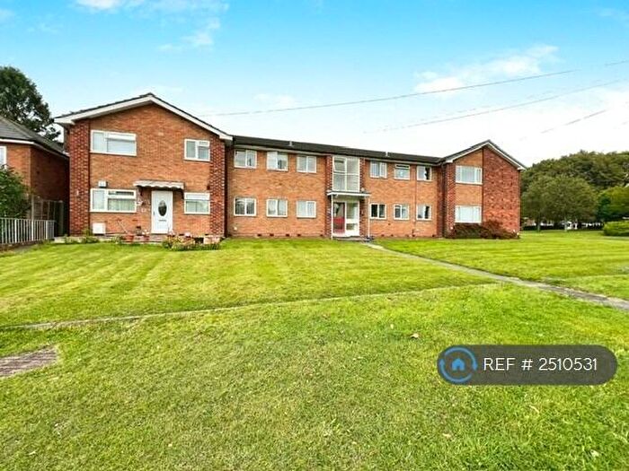 2 Bedroom Flat To Rent In Little Sutton Road, Sutton Coldfield, B75