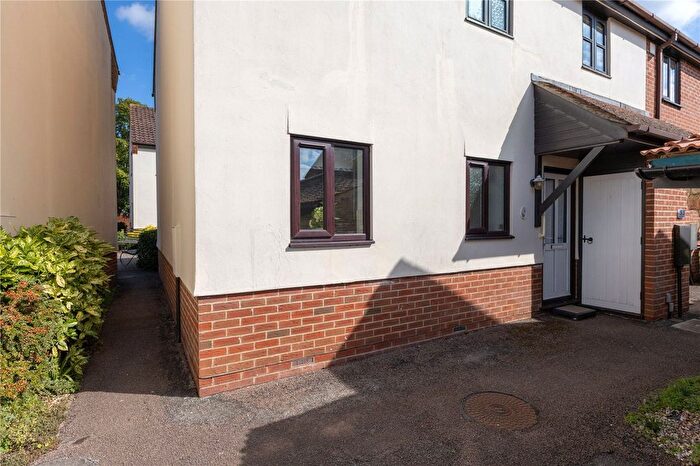 1 Bedroom Flat For Sale In Middleton Court, Wymondham, Norfolk, NR18
