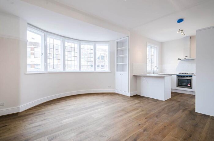 2 Bedroom Flat To Rent In Muswell Hill Broadway Muswell Hill, N10