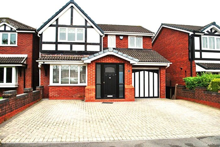4 Bedroom Detached House To Rent In () Yewbarrow Close, Astley, M29