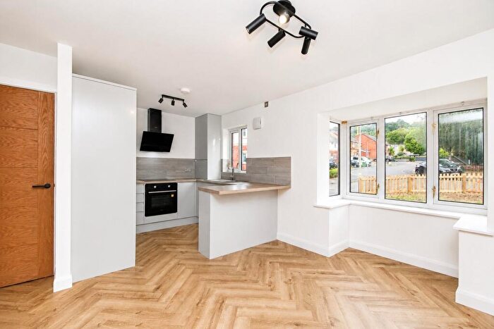 2 Bedroom End Of Terrace House To Rent In Clos Aneurin, Rhydyfelin, Pontypridd, CF37