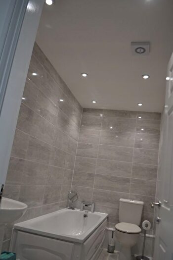 2 Bedroom Flat To Rent In Cambridge Road, Southport, PR9