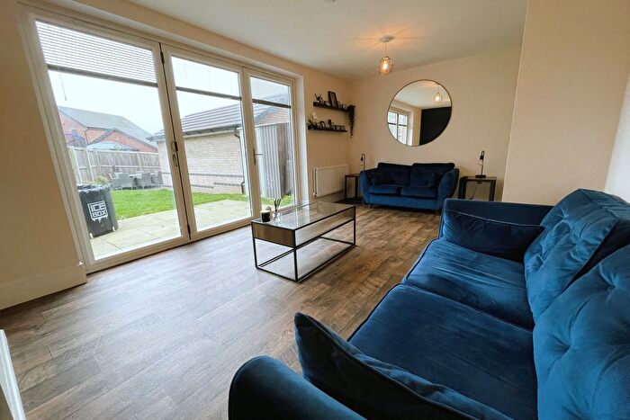 3 Bedroom Detached House For Sale In Poppy Field Way, Carlton-In-Lindrick, Worksop, S81