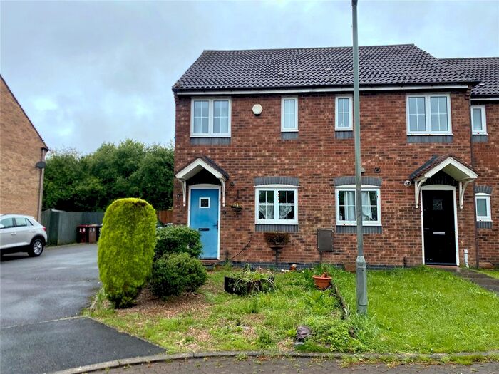 2 Bedroom End Of Terrace House To Rent In Sark Gardens, Blackburn, Lancashire, BB2
