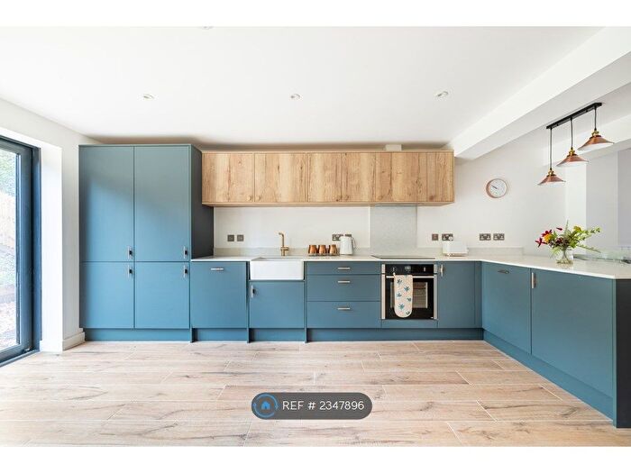 4 Bedroom Terraced House To Rent In Bruton, Sunny Hill, Bruton, BA10