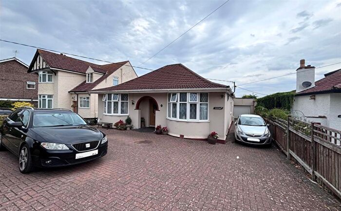 3 Bedroom Bungalow For Sale In Oldmixon Road, Hutton, Weston-Super-Mare, BS24