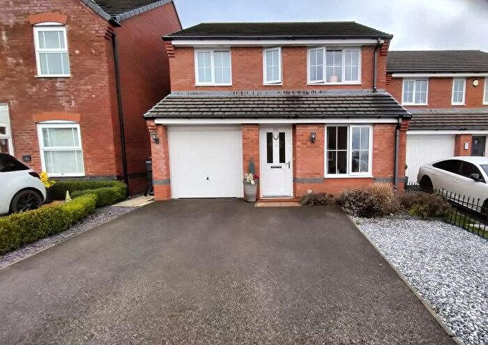 3 Bedroom Detached House For Sale In Clifton Avenue, Wrexham, LL11