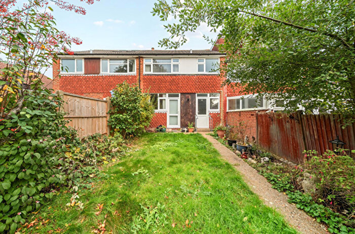 3 Bedroom Terraced House For Sale In Beech Road, Fareham, Hampshire, PO15