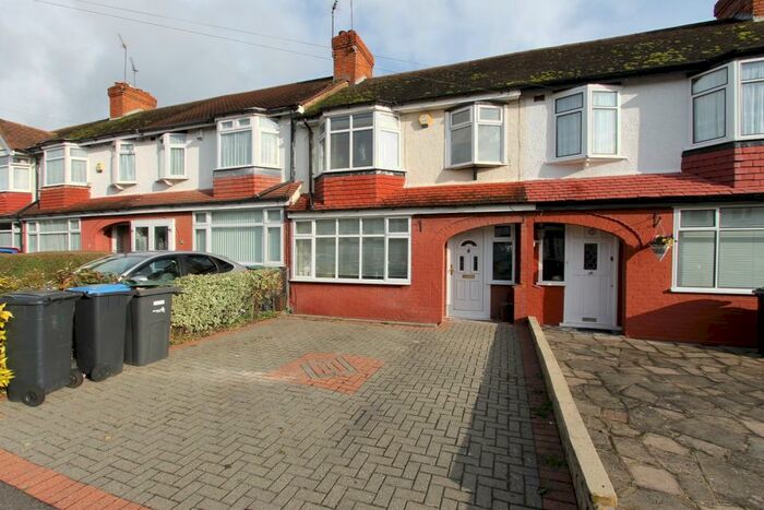 3 Bedroom House To Rent In Rugby Avenue, London, N9