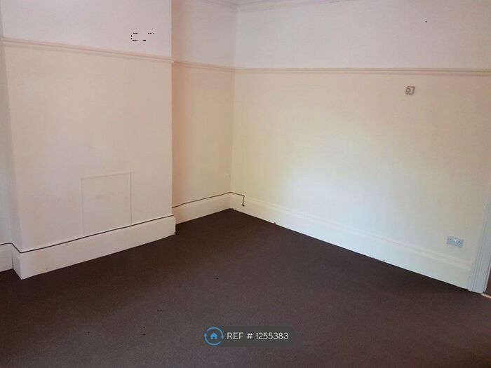1 Bedroom Flat To Rent In Highgate Road, Walsall WS1