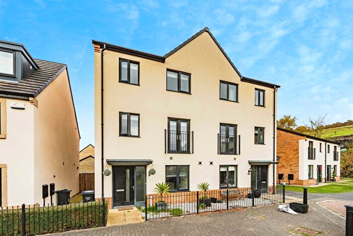 4 Bedroom Semi-Detached House For Sale In Barge Avenue, Sowerby Bridge, HX6