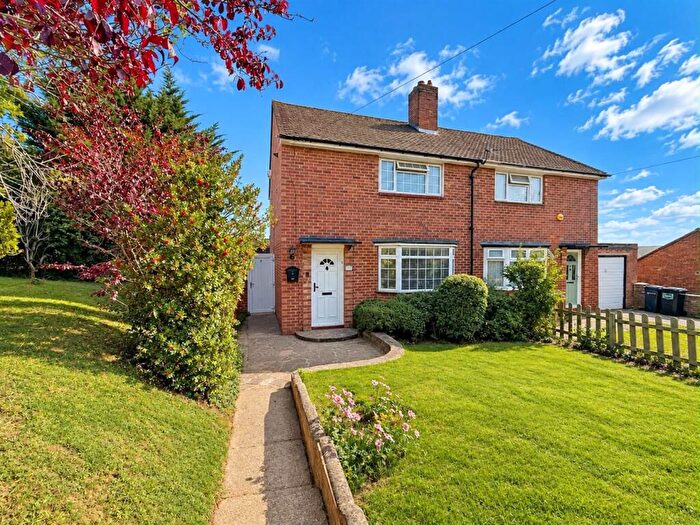 2 Bedroom Semi Detached House For Sale In Almondsbury Road, Portsmouth, PO6