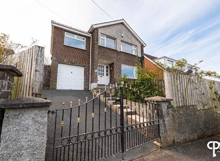 4 Bedroom Detached House For Sale In Burnside Avenue, Belfast, BT8