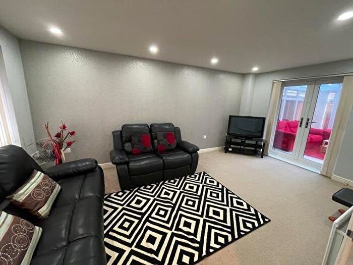 3 Bedroom House To Rent In Bartley Wilson Way, Cardiff, CF11