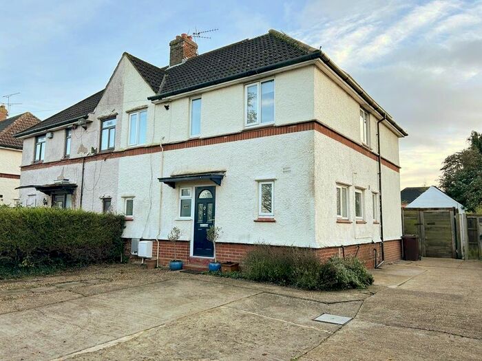 4 Bedroom Semi-Detached House To Rent In Whitton Church Lane, Ipswich, Suffolk, IP1