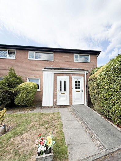 2 Bedroom Apartment For Sale In Castlerigg Drive, Burnley, BB12