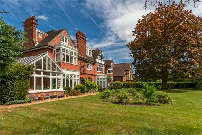 1 Bedroom Flat To Rent In Camden Park Road, Chislehurst, BR7