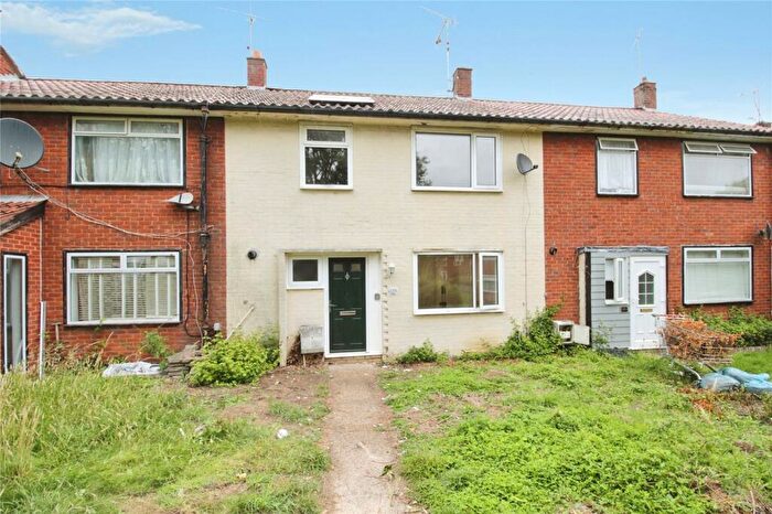 3 Bedroom Terraced House To Rent In Witchards, Basildon, Essex, SS16