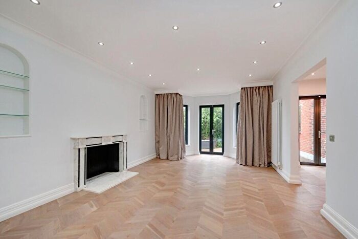 5 Bedroom Detached House To Rent In Hermitage Lane, Hampstead, London, NW2
