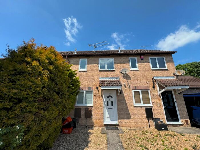 2 Bedroom Terraced House To Rent In Bramwell Close, Swindon, SN2
