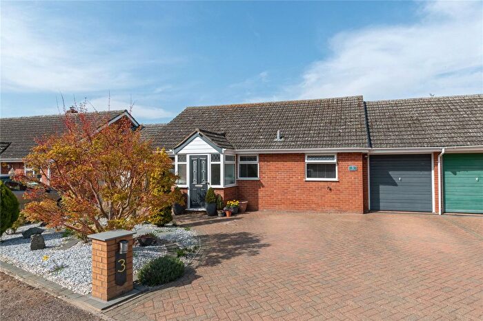 2 Bedroom Bungalow For Sale In Violets Close, North Crawley, Buckinghamshire, MK16
