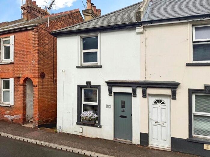 2 Bedroom End Of Terrace House For Sale In Horn Street, Hythe, CT21
