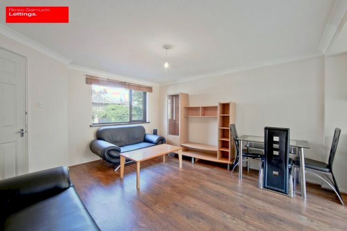 4 Bedroom Terraced House To Rent In Manchester Road, Isle Of Dogs, E14