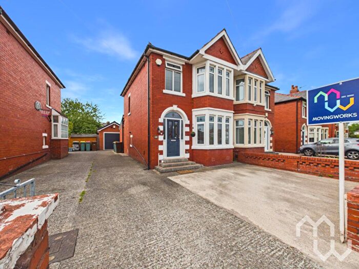 3 Bedroom Semi Detached House For Sale In Glenluce Drive, Preston, PR1