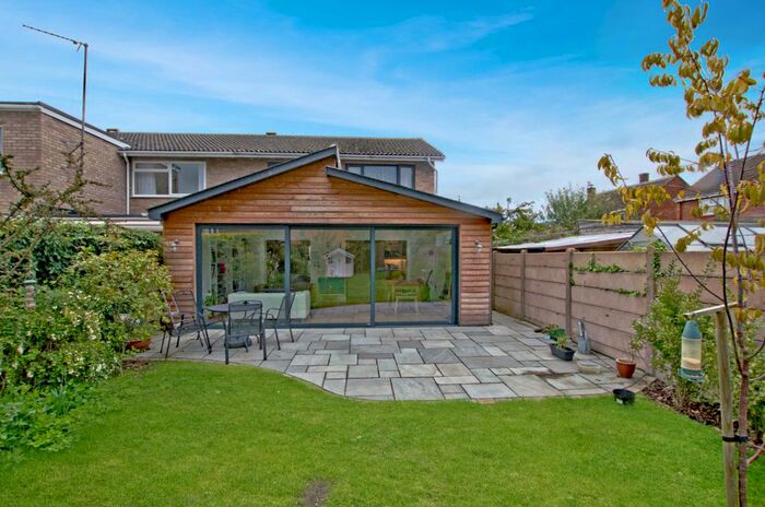 3 Bedroom Semi-Detached House To Rent In Pierce Lane, Fulbourn, Cambridge, CB21