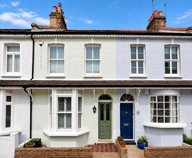 3 Bedroom Terraced House To Rent In Trehern Road, East Sheen, SW14
