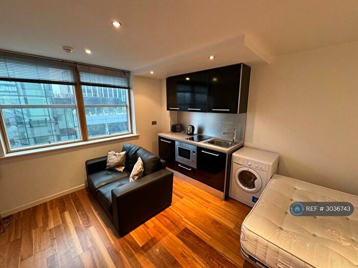 1 Bedroom Flat To Rent In Wellington Street, Leeds, LS1
