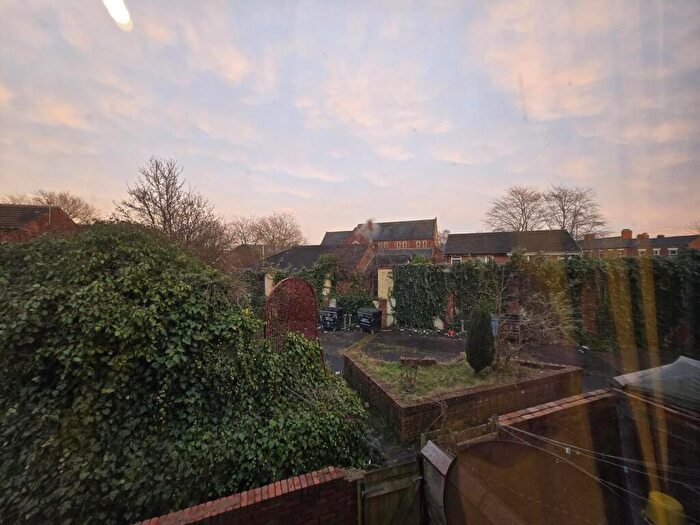 3 Bedroom Terraced House To Rent In Chinley Avenue, Manchester, M40