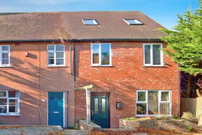 5 Bedroom Semi Detached House For Sale In St. Annes Road, Colchester, CO4