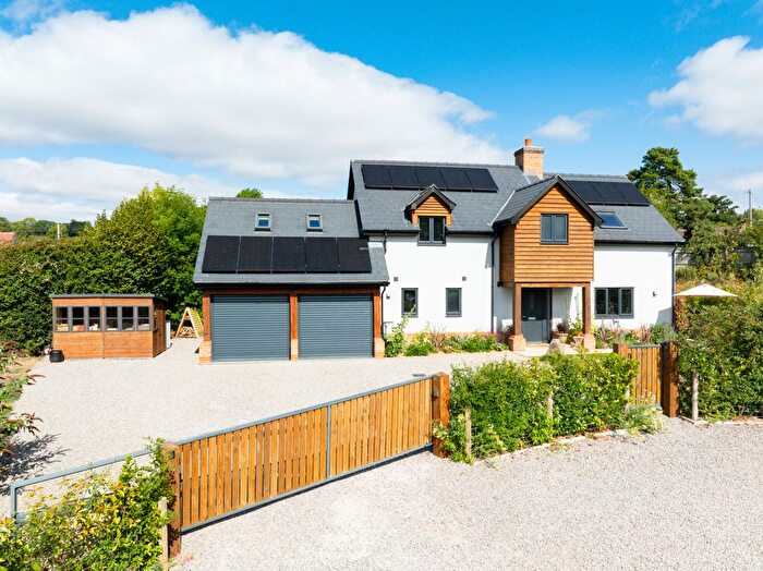 4 Bedroom Cottage For Sale In The Trees, Orcop, Hereford, HR2