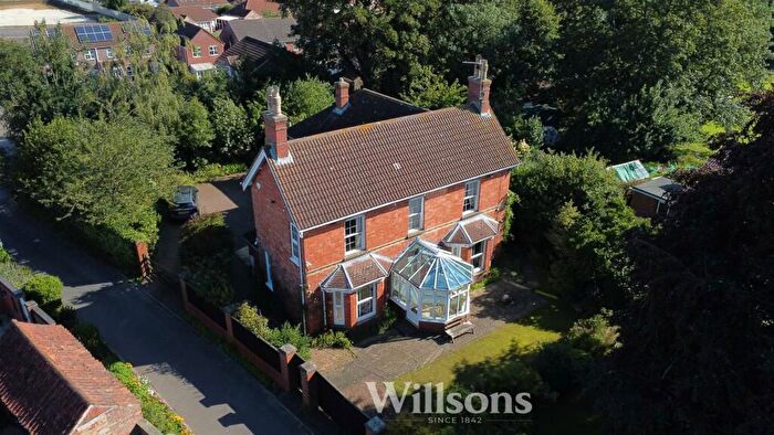 4 Bedroom Detached House For Sale In Queen Street, Spilsby, PE23