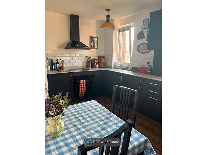 2 Bedroom Maisonette To Rent In Crane House, London, E3